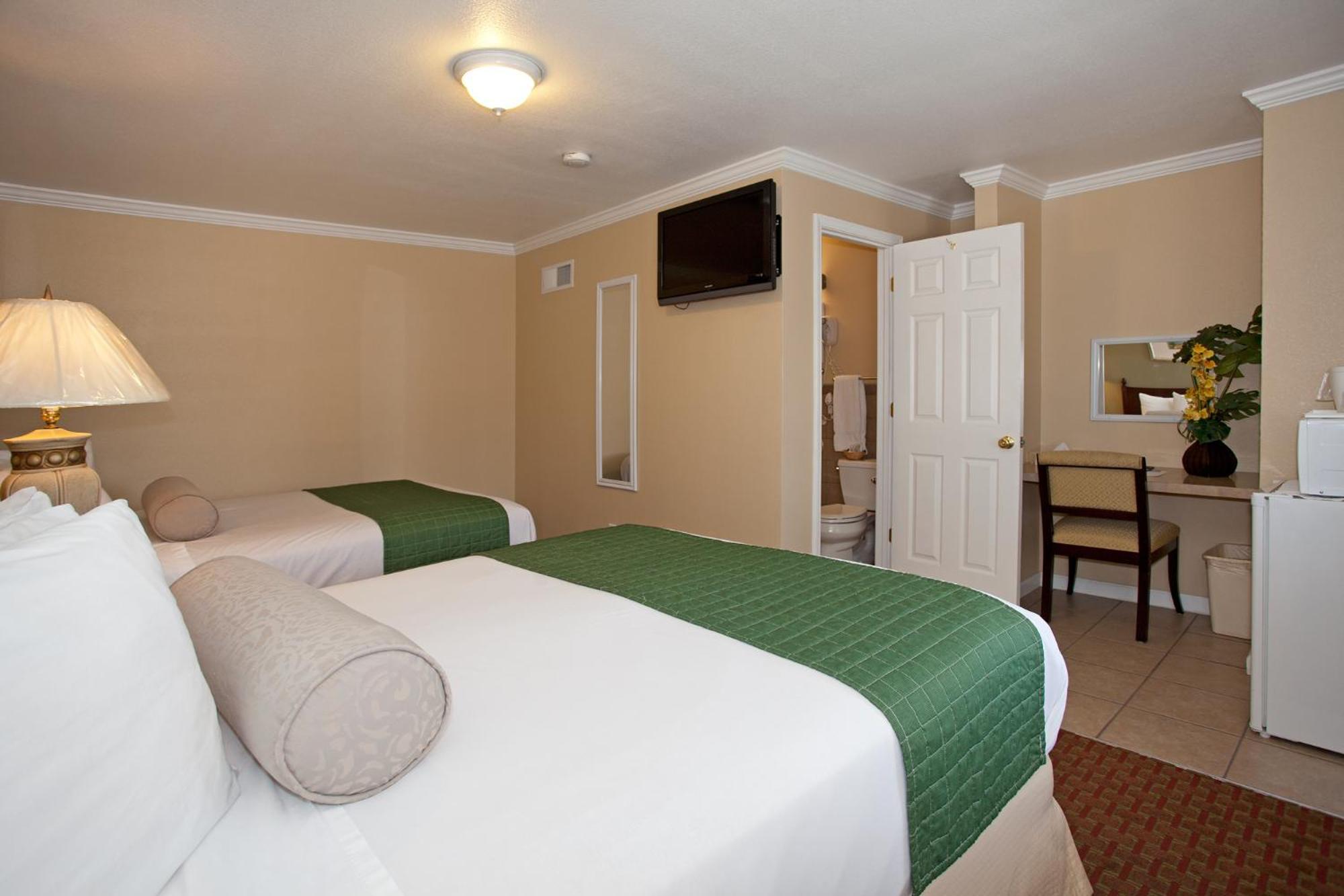 Traveler'S Inn Williams, Ca Modern Renovated Hotel المظهر الخارجي الصورة